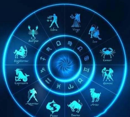 某付費文章《講個發財好機會》拆解單月營業額千萬的玄學生意